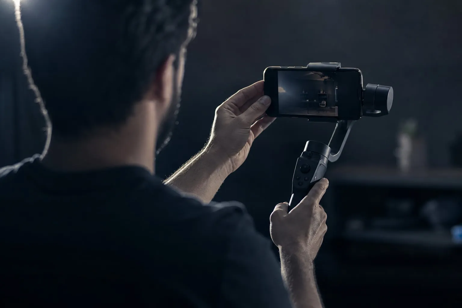 Como equilibrar gimbal de celular sem sobrecarregar motores